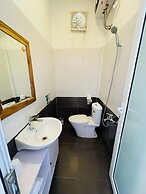 Shark Hotel - Hostel