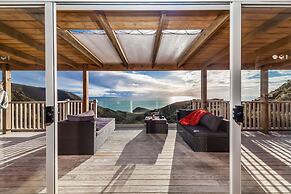 Romantic Piha