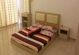 Elessandra 3 Storey 5 Rooms