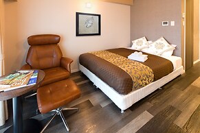 Mr.KINJO in Asahibashi station square