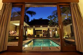 The Villas by Puri Mas Boutique Resort