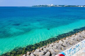 Mr.KINJO in MOTOBU OCEAN TERRACE