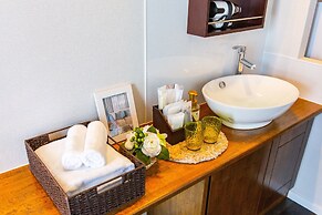 Mr.KINJO in MOTOBU OCEAN TERRACE