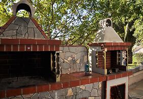 Alexanika Apartments