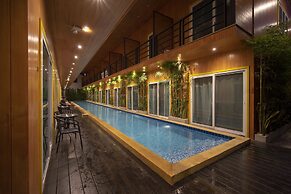 Resort V - MRT Huai Khwang