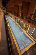 Resort V - MRT Huai Khwang