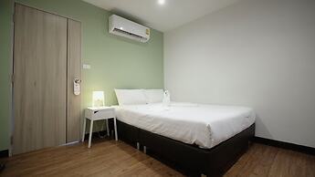 Resort V - MRT Huai Khwang