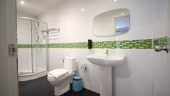 Resort V - MRT Huai Khwang