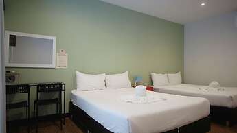 Resort V - MRT Huai Khwang