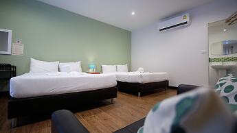 Resort V - MRT Huai Khwang