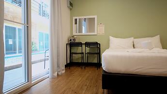 Resort V - MRT Huai Khwang