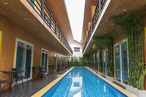 Resort V - MRT Huai Khwang