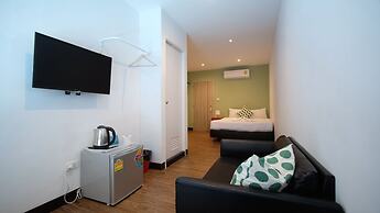 Resort V - MRT Huai Khwang