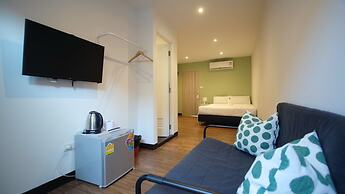 Resort V - MRT Huai Khwang