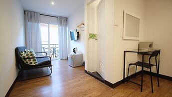 Resort V - MRT Huai Khwang