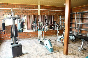 Step Town Hotel