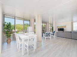 Bamboo Bay at Fingal Bay