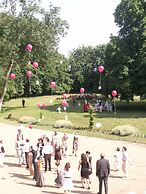 Château de la Court d'Aron