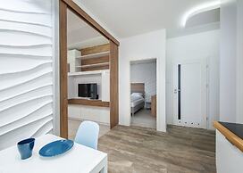 Estate Center Rooms Ilumino