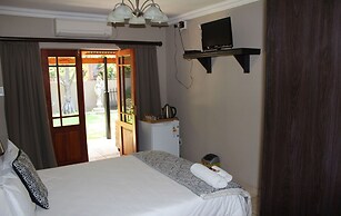 Four Seasons Guesthouses