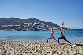 Adorno Beach Hotel & Suites