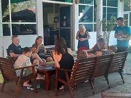 Hill Cool Hotel & Restaurant