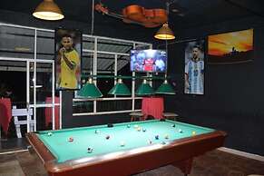 Hill Cool Hotel & Restaurant