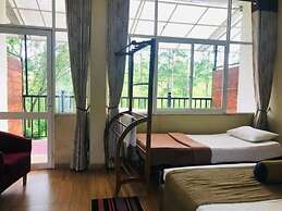 Hill Cool Hotel & Restaurant