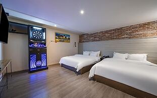 HOTEL YaJa West Gate