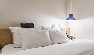 HOTEL YaJa West Gate