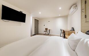 HOTEL YaJa West Gate