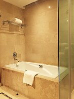 Grand New Century Hotel Ninghai Jinhai