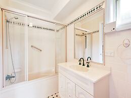 Occy's at Fingal Bay