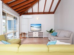 Occy's at Fingal Bay