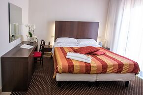 Hotel Cristina Corona