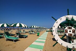 Hotel Cristina Corona