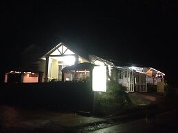 Thac Ba Family Homestay - Hostel