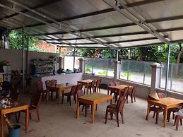 Thac Ba Family Homestay - Hostel