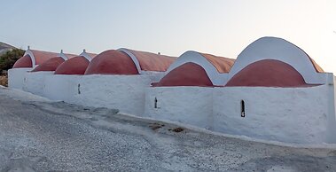 Theoxenia Suites & Apartments