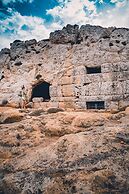 Theoxenia Suites & Apartments