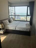 The Base Central Pattaya  Sea View