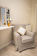 So & Leo Guest House