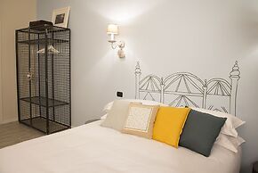 So & Leo Guest House