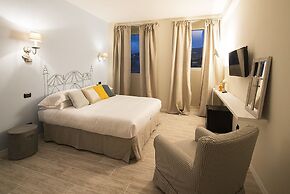 So & Leo Guest House