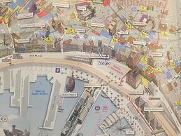 So & Leo Guest House