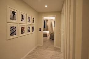 So & Leo Guest House