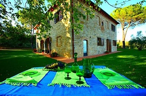 Podere Lucignano Secondo Agriturismo
