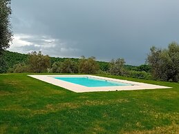 Podere Lucignano Secondo Agriturismo