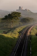 Herston Caravan & Campsite