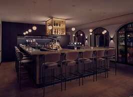 The Anthony Hotel